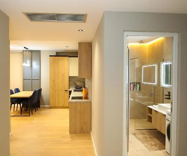 La La Marina Wave Daire *